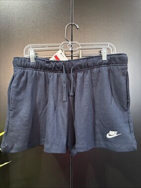 Nike Standard Fit Mid Rise, fleece lined,hip pockets,elastic drawcord waist,soft